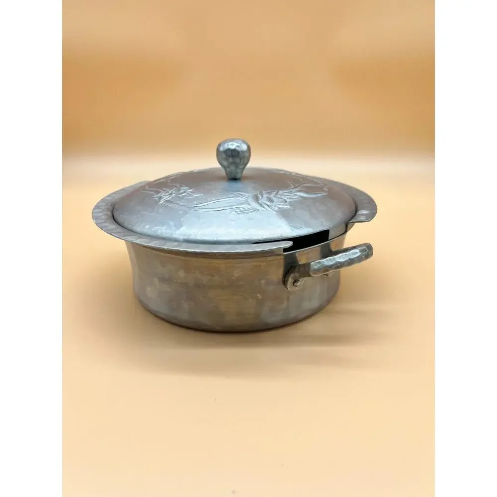 Vintage Everlast Forged Aluminum Casserole